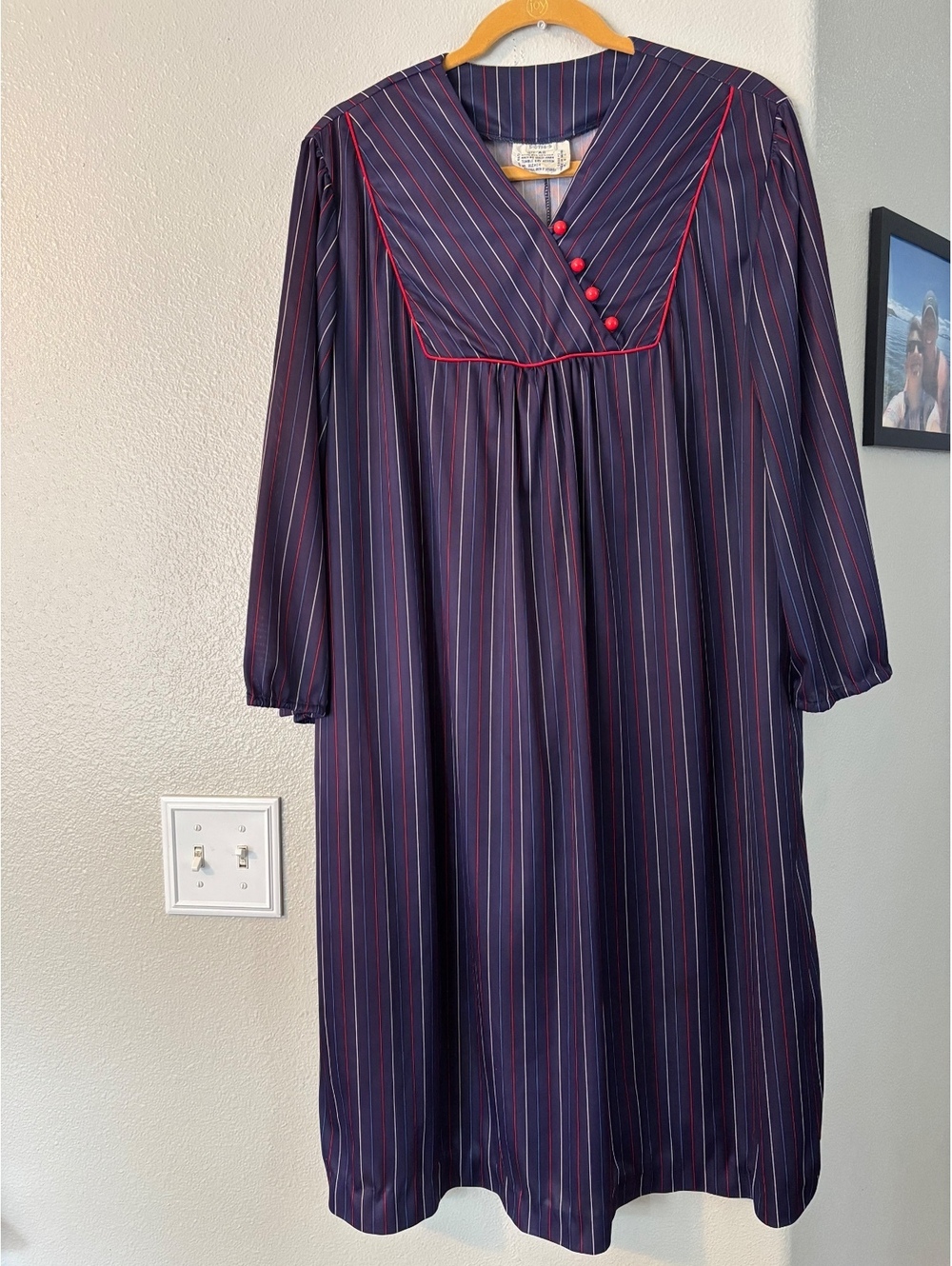 Vintage 80s Chevron Pleated Striped Nightgown Loungedress - Blue Red - Size A8